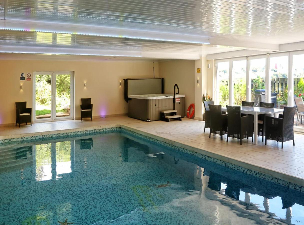 Torbay Rise Sea Side Villa With Family Facilities Torquay Exterior photo
