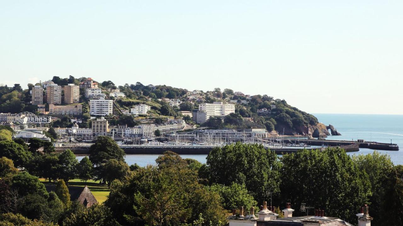 Torbay Rise Sea Side Villa With Family Facilities Torquay Exterior photo