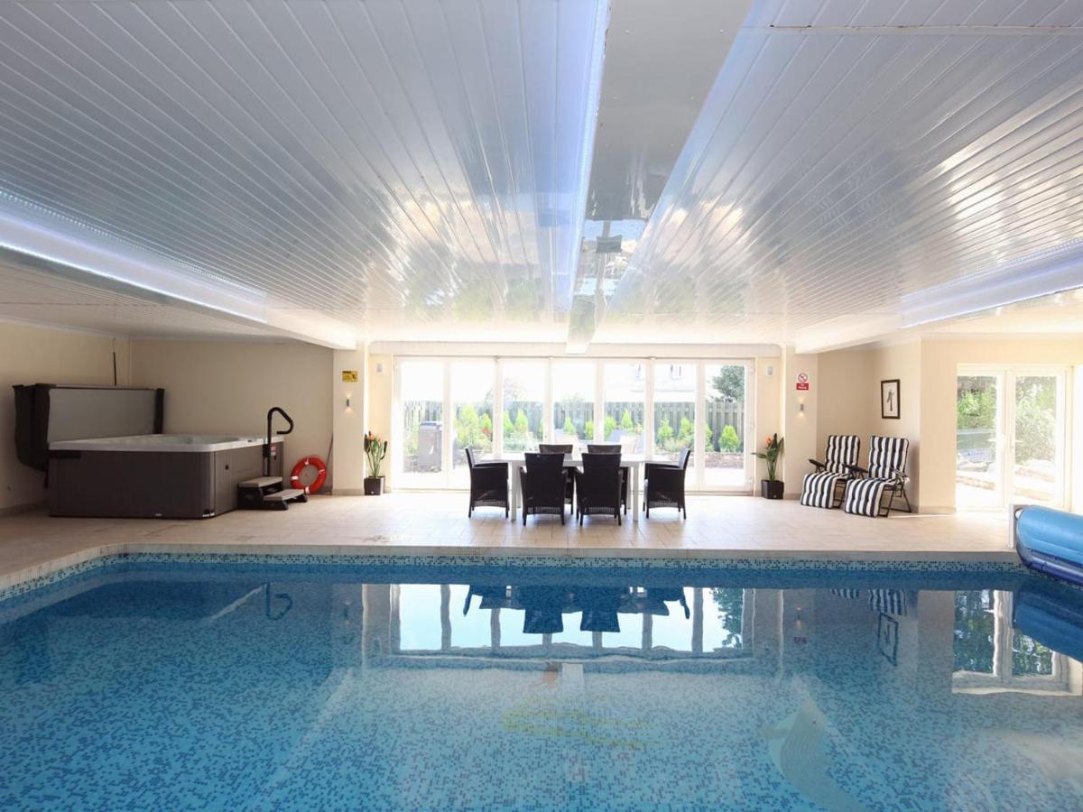 Torbay Rise Sea Side Villa With Family Facilities Torquay Exterior photo