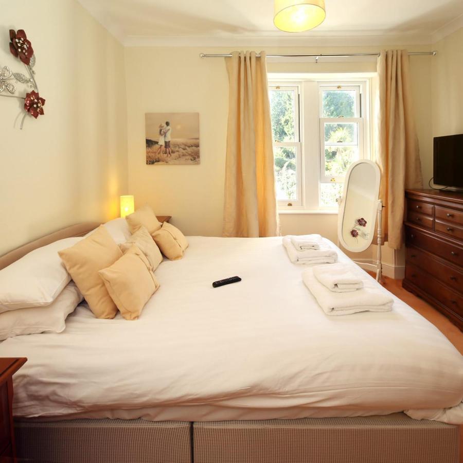 Torbay Rise Sea Side Villa With Family Facilities Torquay Exterior photo